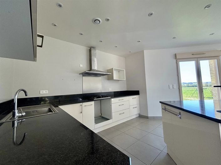 Image No.5-3 Bed House for sale