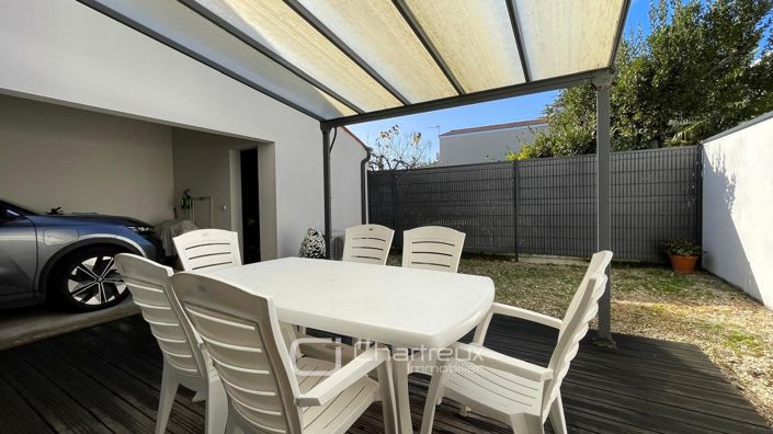 Image No.13-4 Bed House for sale