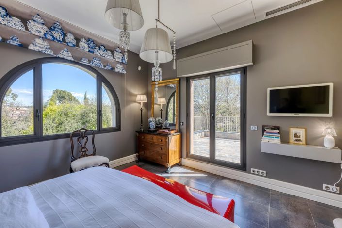 Image No.18-4 Bed House for sale