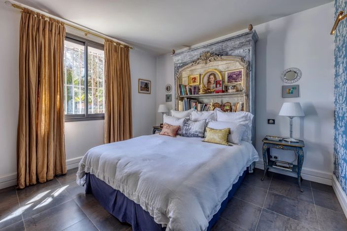 Image No.20-4 Bed House for sale