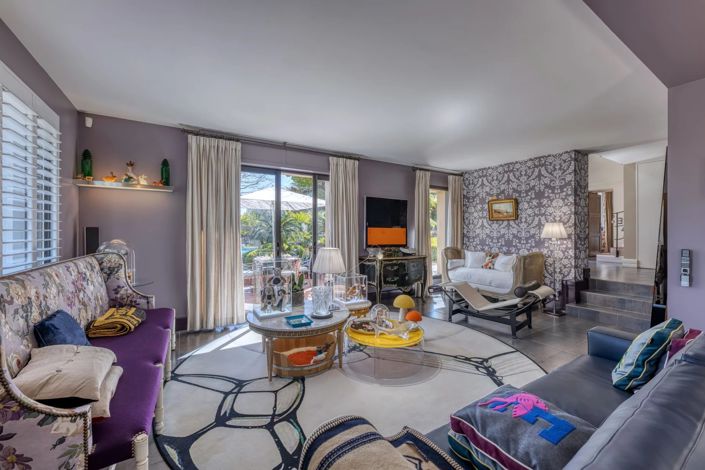 Image No.7-4 Bed House for sale