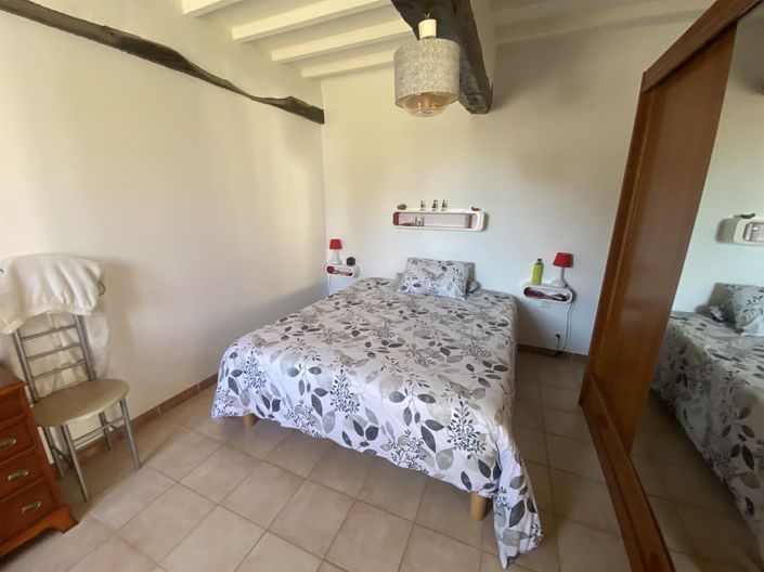 Image No.11-6 Bed House for sale