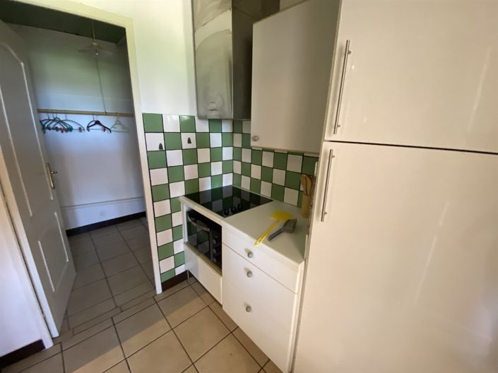 Image No.14-6 Bed House for sale