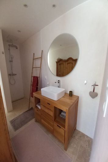 Image No.15-4 Bed House for sale