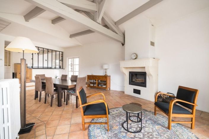 Image No.2-Maison de 4 chambres à vendre à Uzès