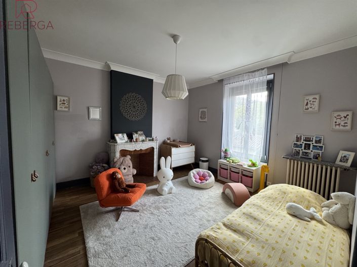 Image No.13-8 Bed House for sale