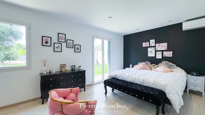 Image No.13-5 Bed House for sale