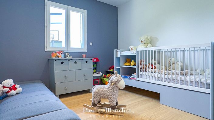 Image No.14-5 Bed House for sale