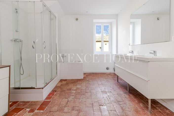 Image No.18-Maison de 12 chambres à vendre à Lacoste