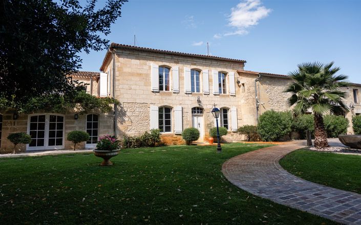 Image No.3-6 Bed Property for sale