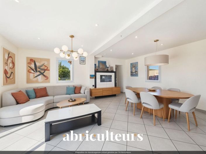 Image No.7-4 Bed House for sale