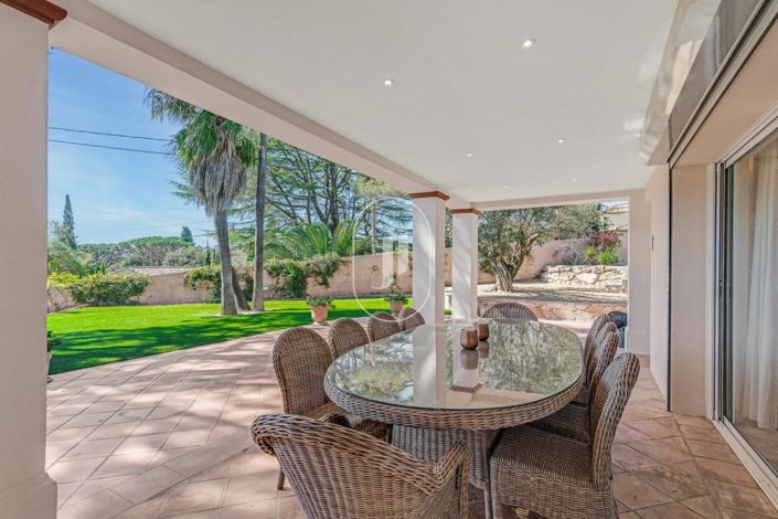 Image No.11-5 Bed House for sale