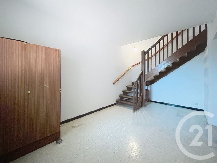 Image No.11-4 Bed House for sale