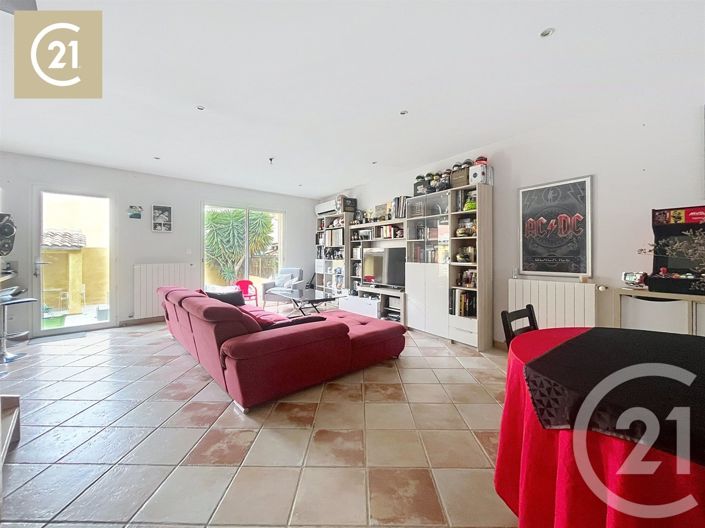Image No.3-3 Bed House for sale