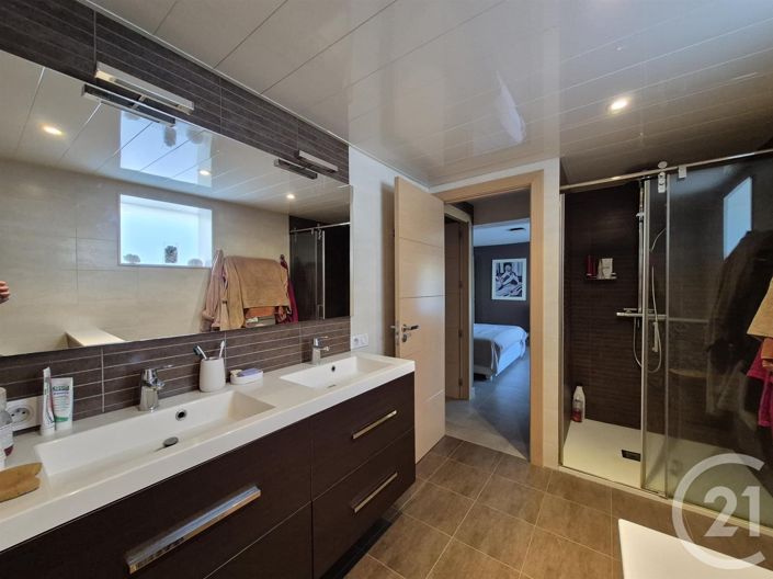 Image No.16-Maison de 6 chambres à vendre à Usclas-d'Hérault