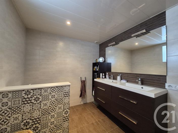 Image No.17-Maison de 6 chambres à vendre à Usclas-d'Hérault