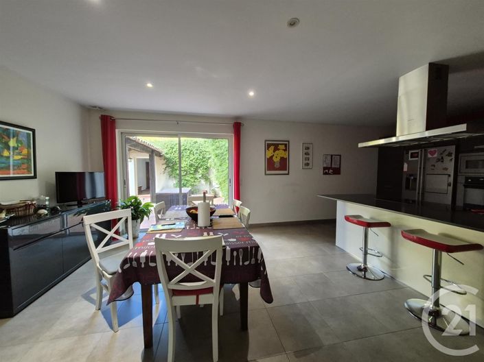 Image No.7-Maison de 6 chambres à vendre à Usclas-d'Hérault