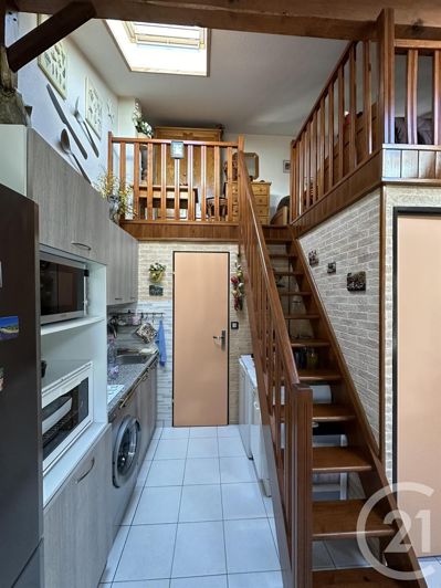 Image No.10-1 Bed House for sale