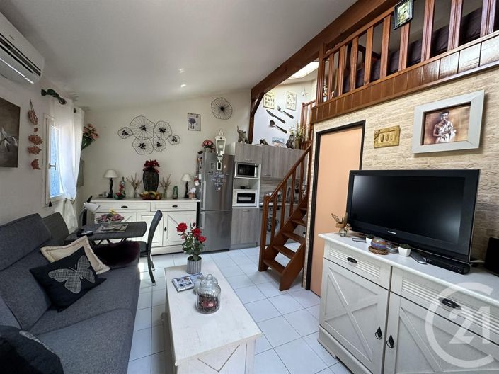 Image No.8-1 Bed House for sale