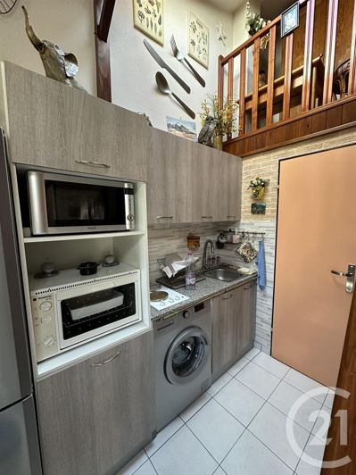 Image No.9-1 Bed House for sale