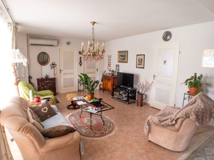 Image No.7-3 Bed House for sale