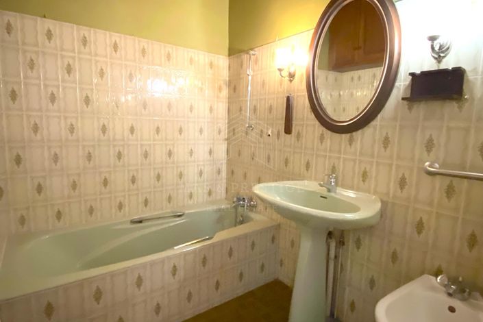 Image No.8-3 Bed Apartment for sale