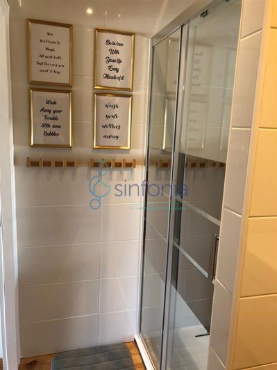 Image No.25-Maison de 4 chambres à vendre à Uzès