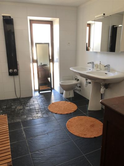 Image No.18-2 Bed House for sale