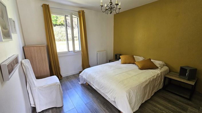 Image No.15-4 Bed House for sale