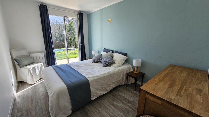 Image No.16-4 Bed House for sale