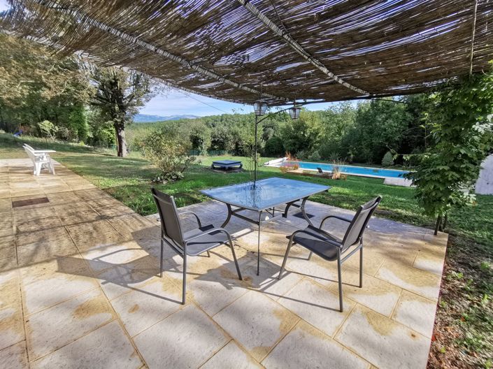 Image No.2-4 Bed House for sale