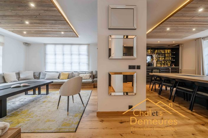 Image No.3-8 Bed House for sale