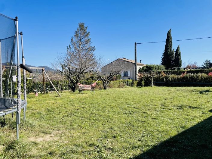 Image No.2-4 Bed House for sale