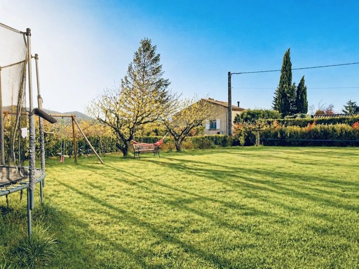 Image No.2-4 Bed House for sale