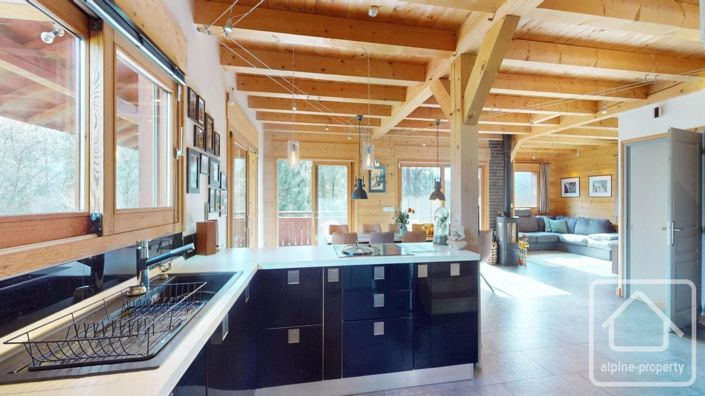 Image No.13-4 Bed Property for sale