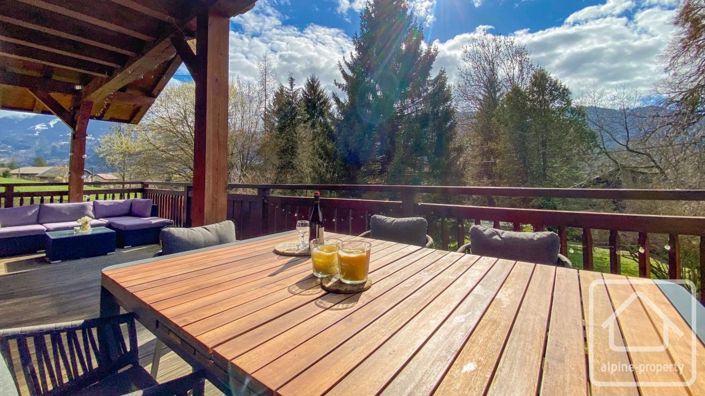 Image No.43-4 Bed Property for sale