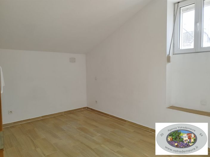 Image No.7-2 Bed House for sale