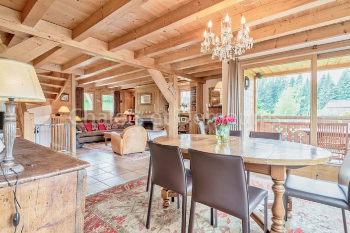 Image No.19-5 Bed House for sale