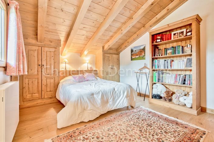 Image No.3-5 Bed House for sale