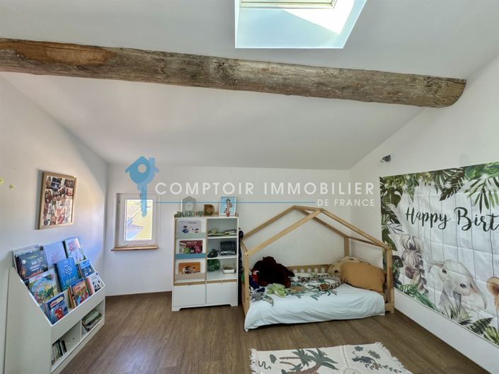 Image No.17-4 Bed House for sale