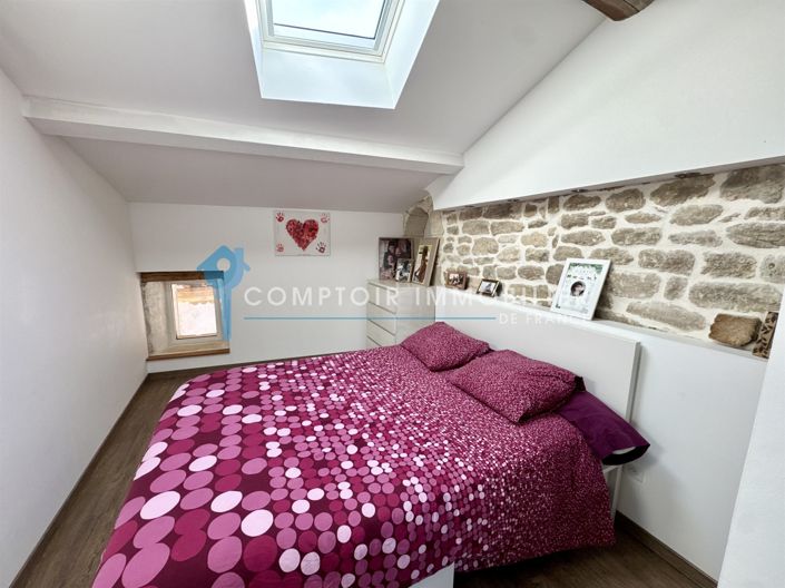 Image No.18-4 Bed House for sale