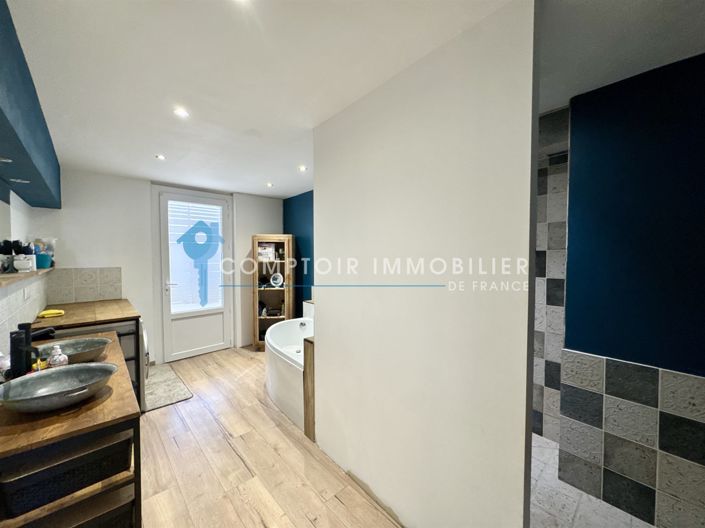 Image No.21-4 Bed House for sale