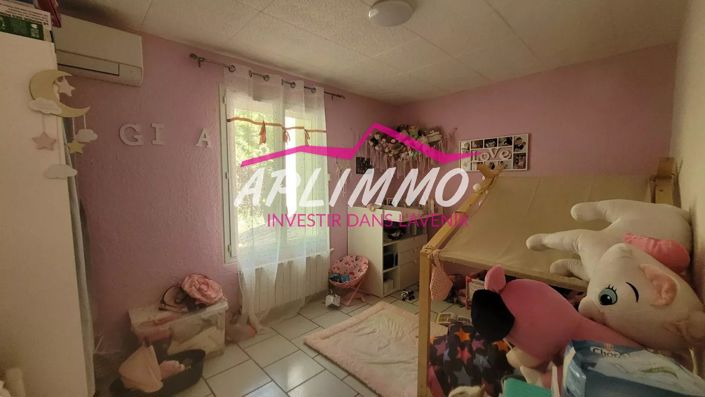 Image No.7-4 Bed House for sale