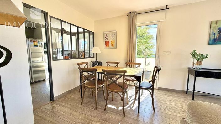 Image No.8-Appartement de 3 chambres à vendre à Carqueiranne