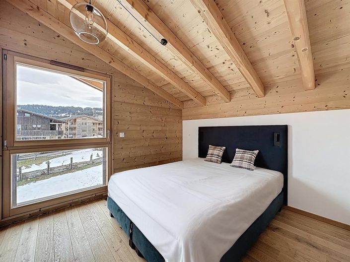 Image No.10-5 Bed Apartment for sale