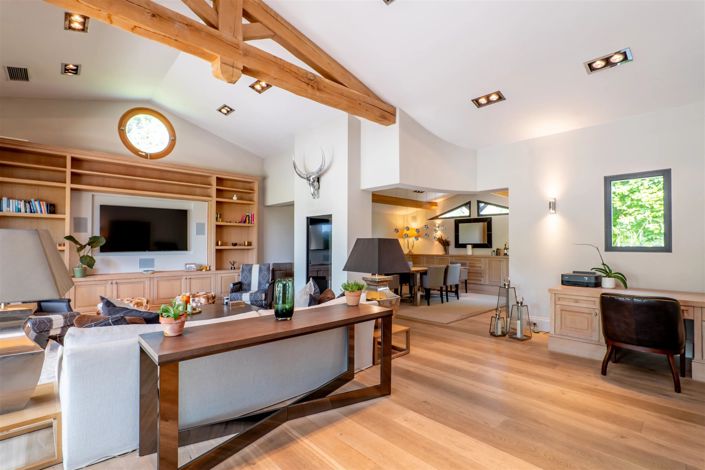 Image No.21-5 Bed House for sale