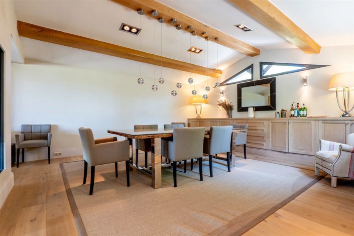 Image No.22-5 Bed House for sale