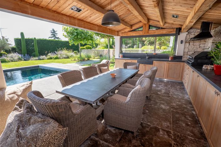 Image No.50-5 Bed House for sale