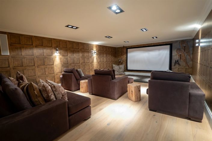 Image No.56-5 Bed House for sale