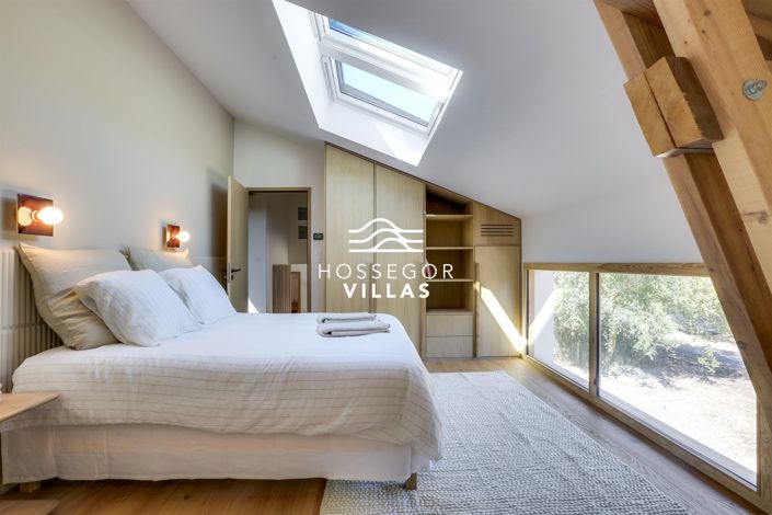 Image No.11-5 Bed House for sale